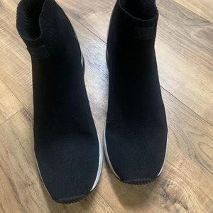 Michael Kors Slyler Booties